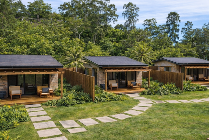 Private Courtyard 3 Cottage-1